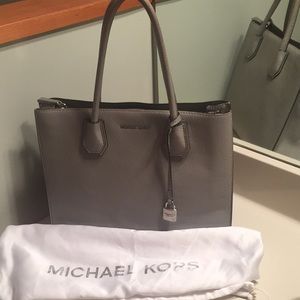 Michael Kors Mercer Tote